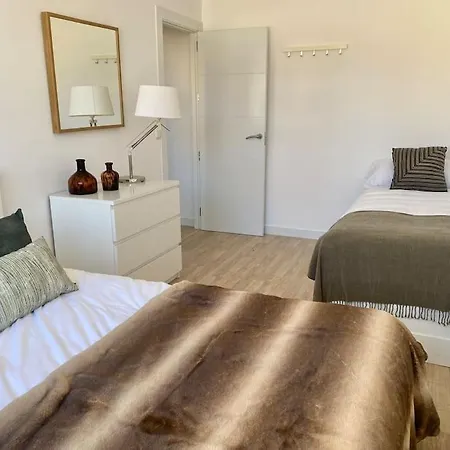 Apartamento 2 Habs + Parking *